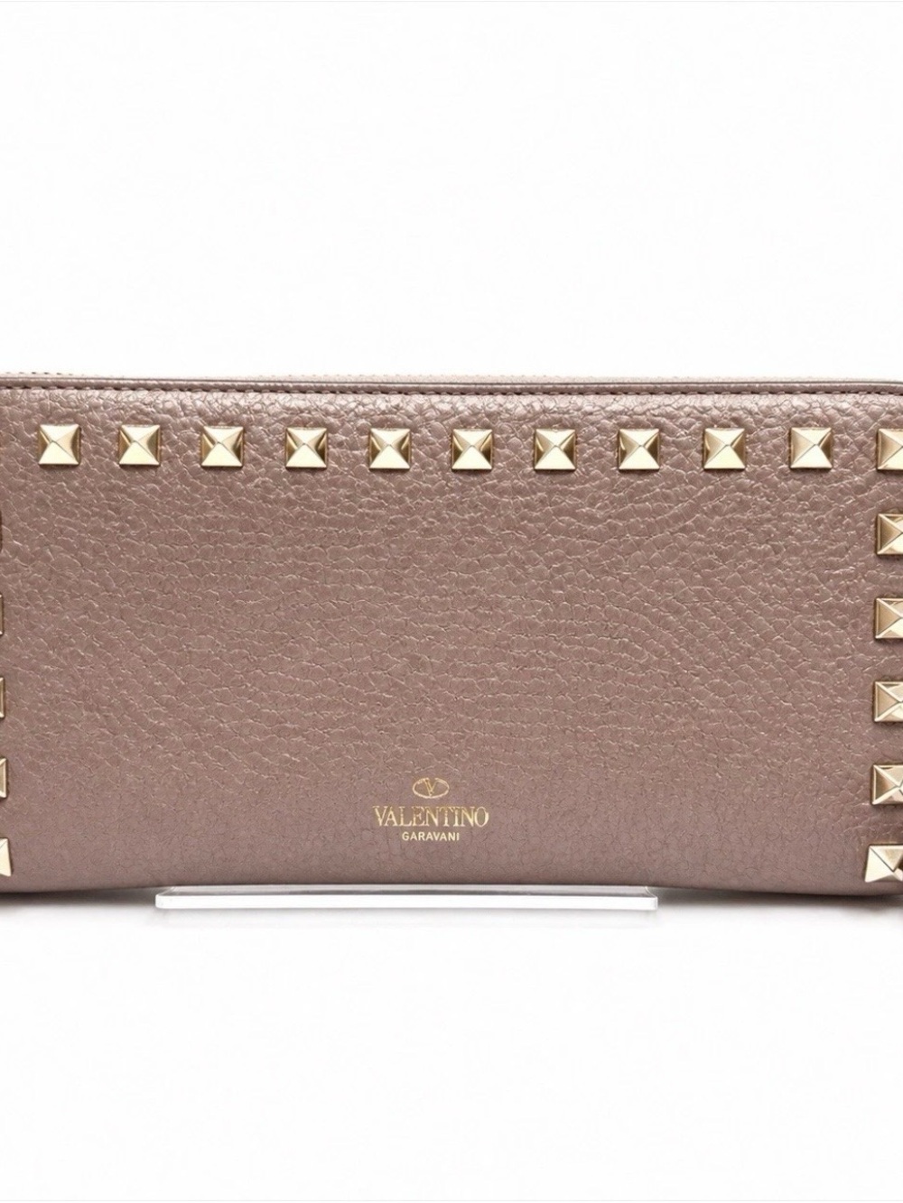 Valentino Garavani Rockstud Zip Around Wallet Powder Pink Pebbled Calfskin